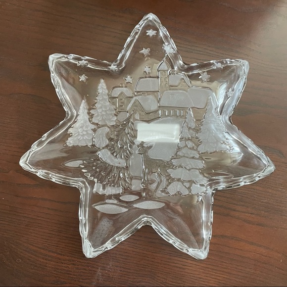 MIKASA Serving Platter 13” Etched Crystal Star Christmas Carol - Picture 3 of 8